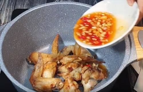 cánh gà sốt chua ngọt